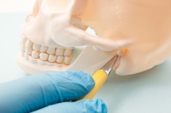Signs You Need A TMJ Dentist